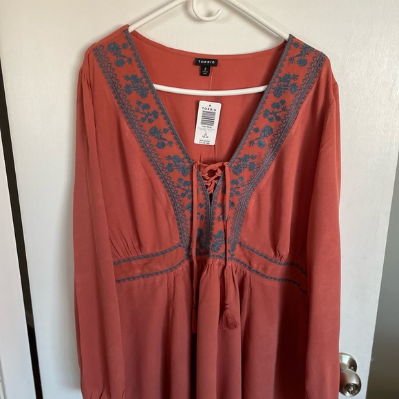 Torrid Embroidered Lace Up Babydoll Top - Sizes 2X & 3X - Picture 5 of 13